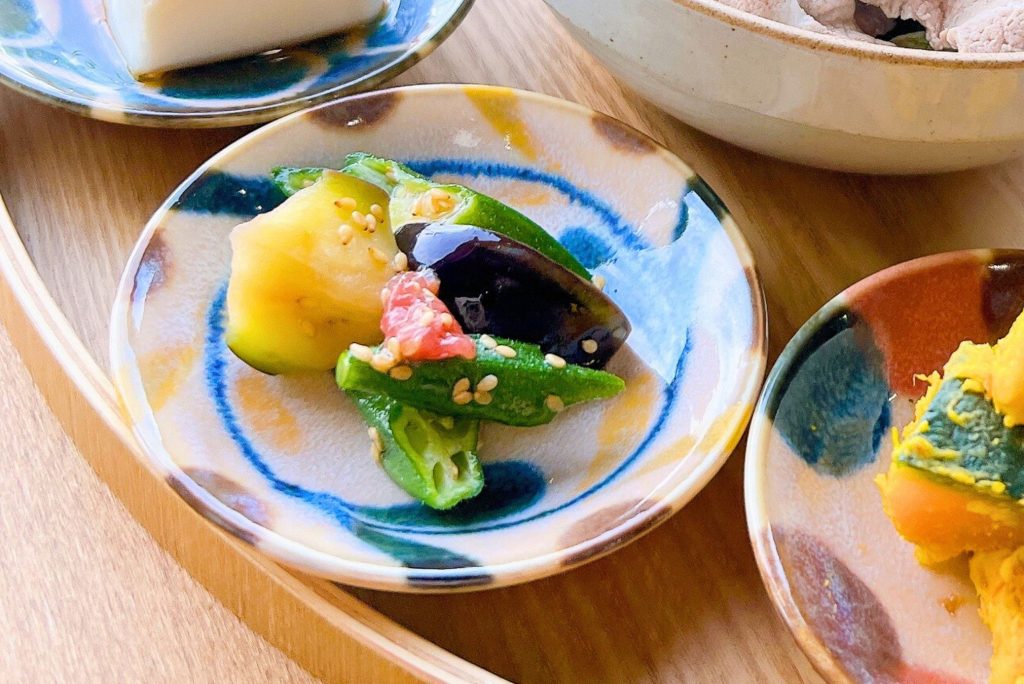 梅肉とオクラの浅漬け